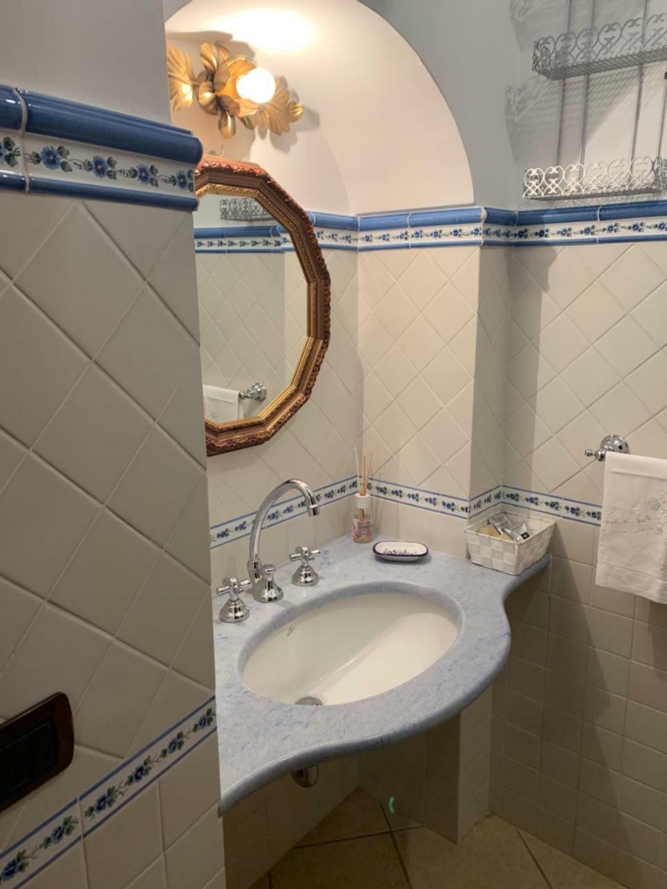 פוזיטנו Anna Apartment מראה חיצוני תמונה